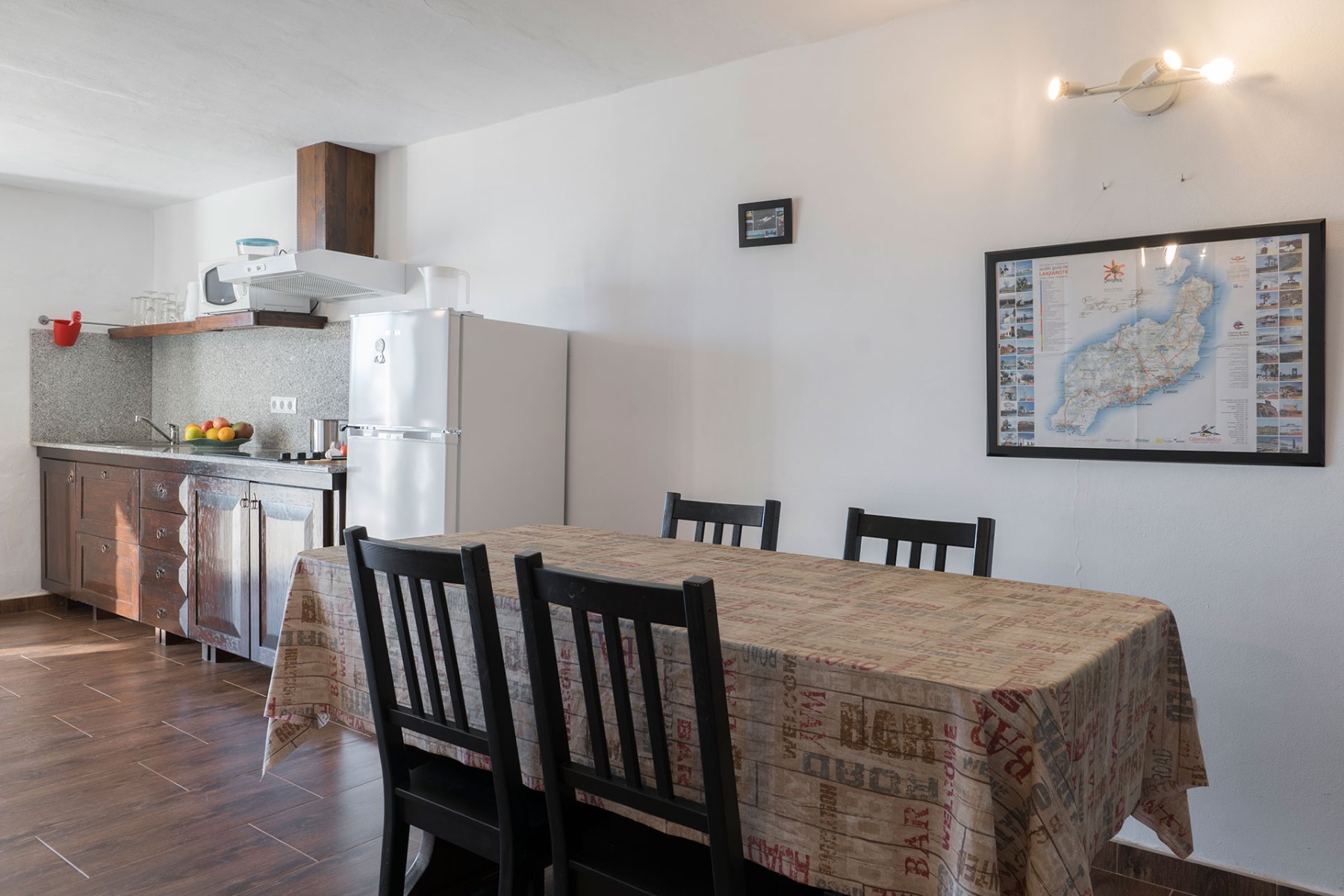 A02-02-Sala-cucina05-P1023777-Las-Casitas-Rusticas-Lanzarote A02-02-Sala-cucina05-P1023777-Las-Casitas-Rusticas-Lanzarote