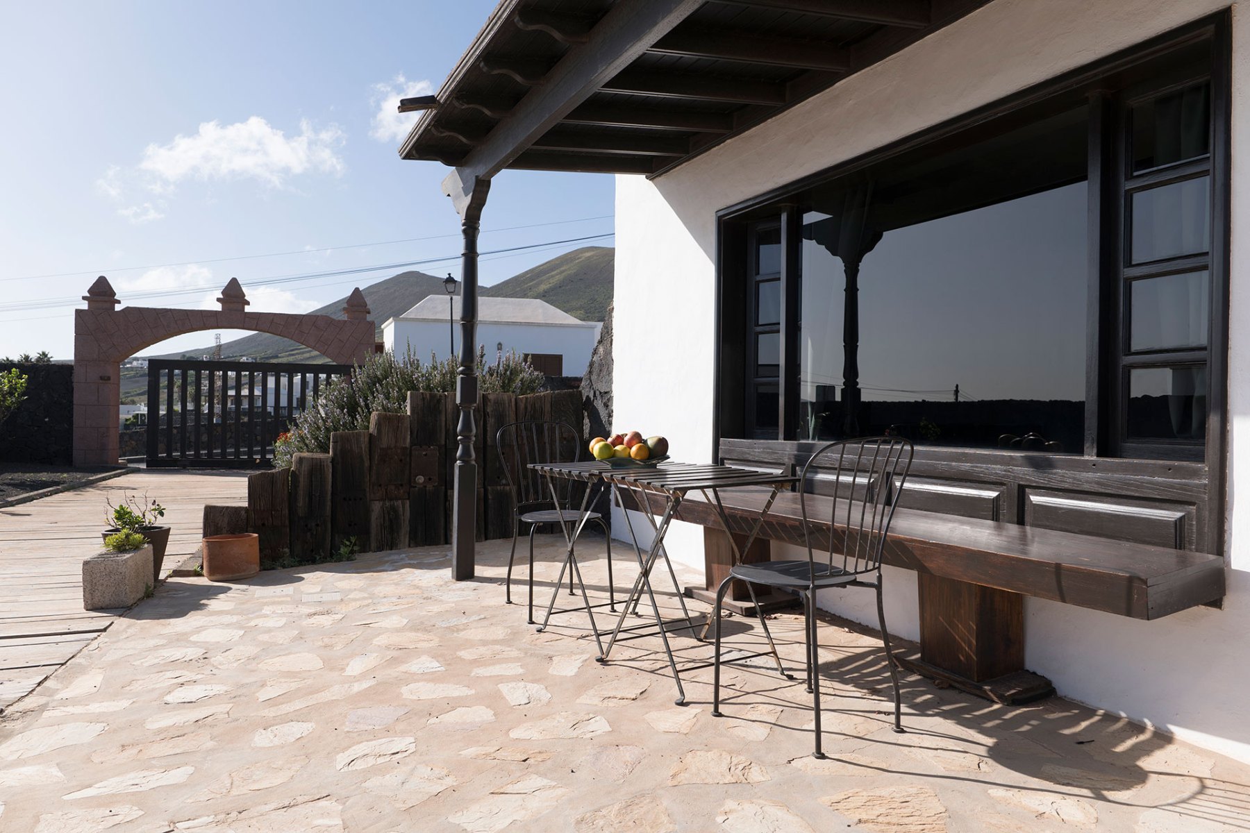 A03-01-Esterno02-P1023747-Las-Casitas-Rusticas-Lanzarote A03-01-Esterno02-P1023747-Las-Casitas-Rusticas-Lanzarote