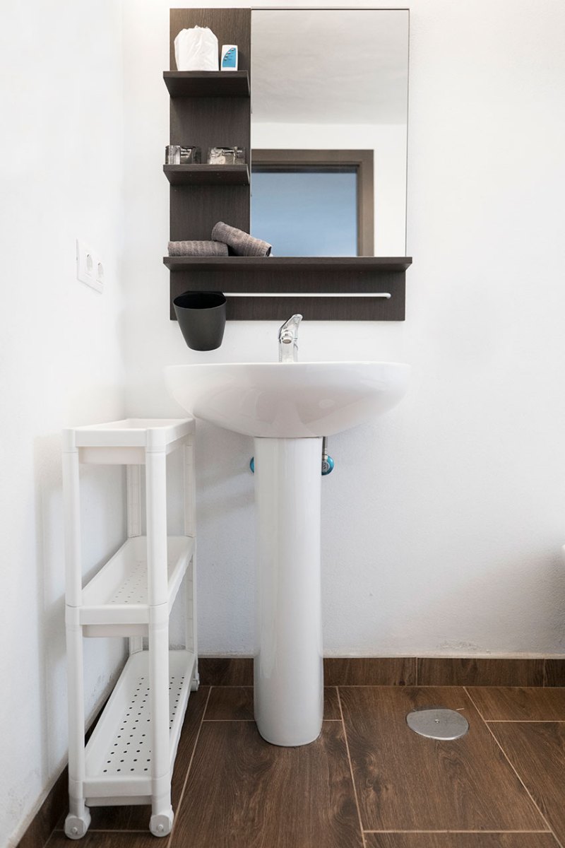 A03-08-Bagno02-P1023758-Las-Casitas-Rusticas-Lanzarote A03-08-Bagno02-P1023758-Las-Casitas-Rusticas-Lanzarote