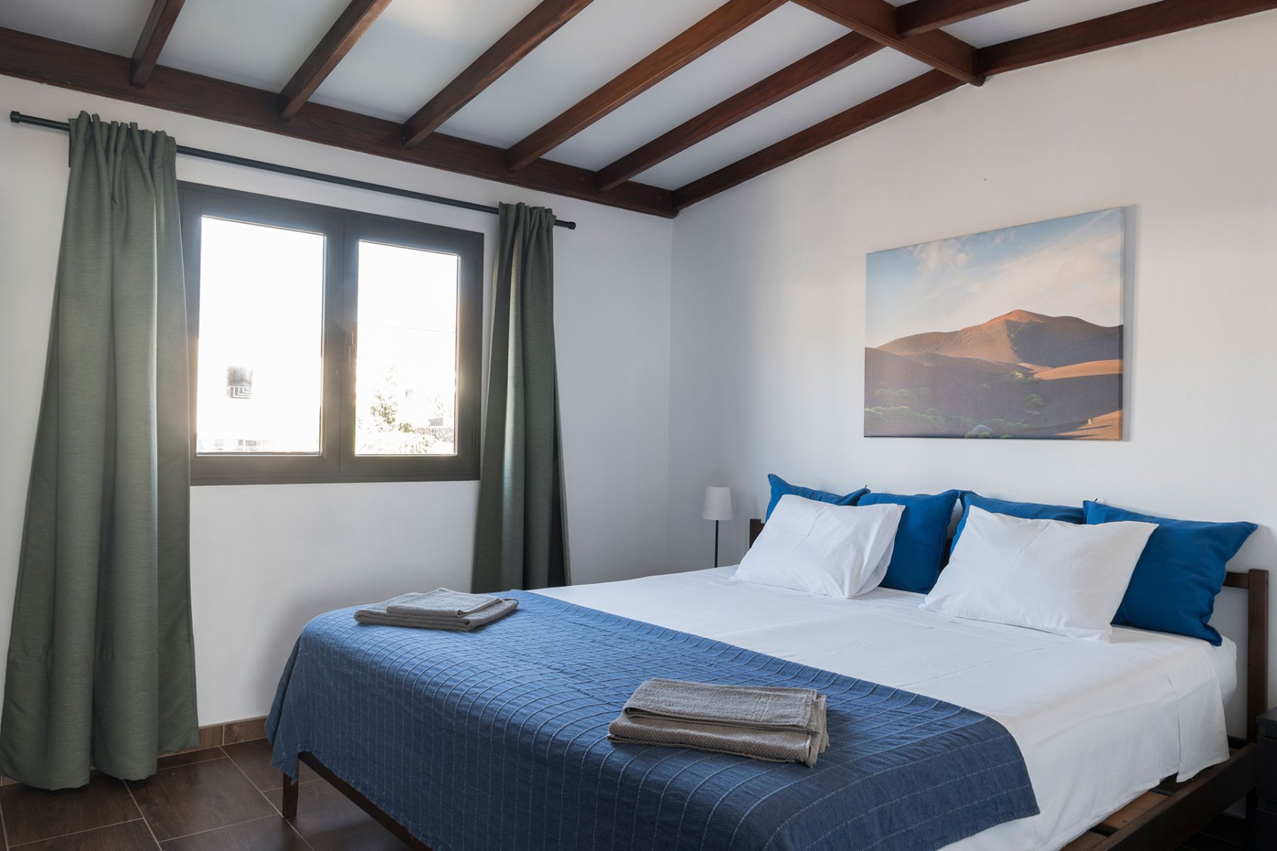 A04-08-Letto02-laterale-P1023662-Las-Casitas-Rusticas-Lanzarote A04-08-Letto02-laterale-P1023662-Las-Casitas-Rusticas-Lanzarote